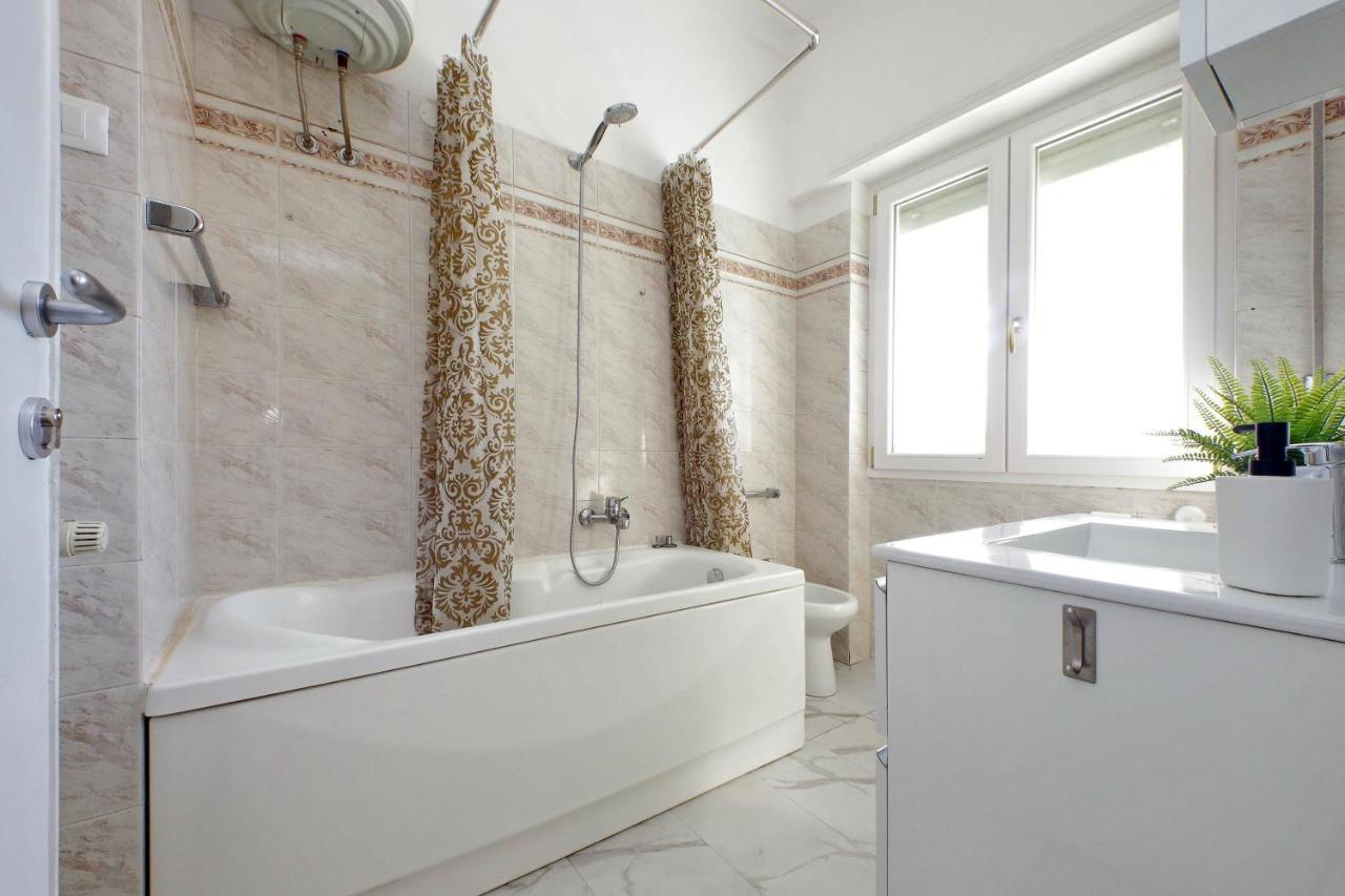 Zucchi Rooms Rzym Zewnętrze zdjęcie